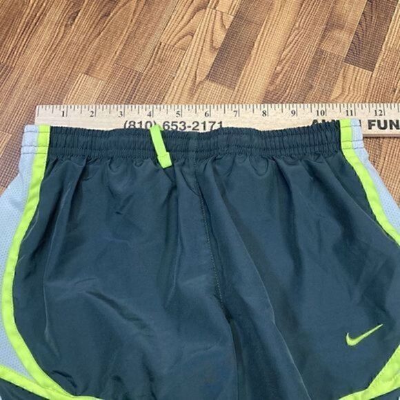 Nike girl shorts and Nike bike shorts. Bundle of two size M. - Picture 9 of 10